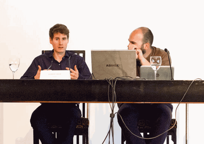 Ander Aldekoa dando una ponencia en la IV Jornada Moda Sostenible de Madrid